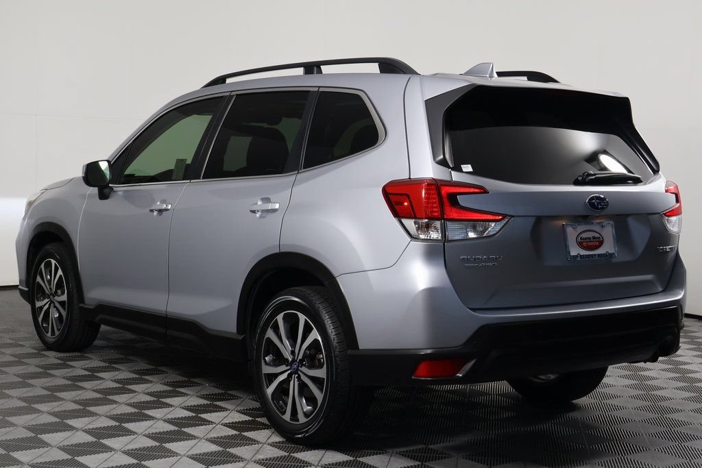 Used 2019 Subaru Forester Limited AWD/4WD image 6