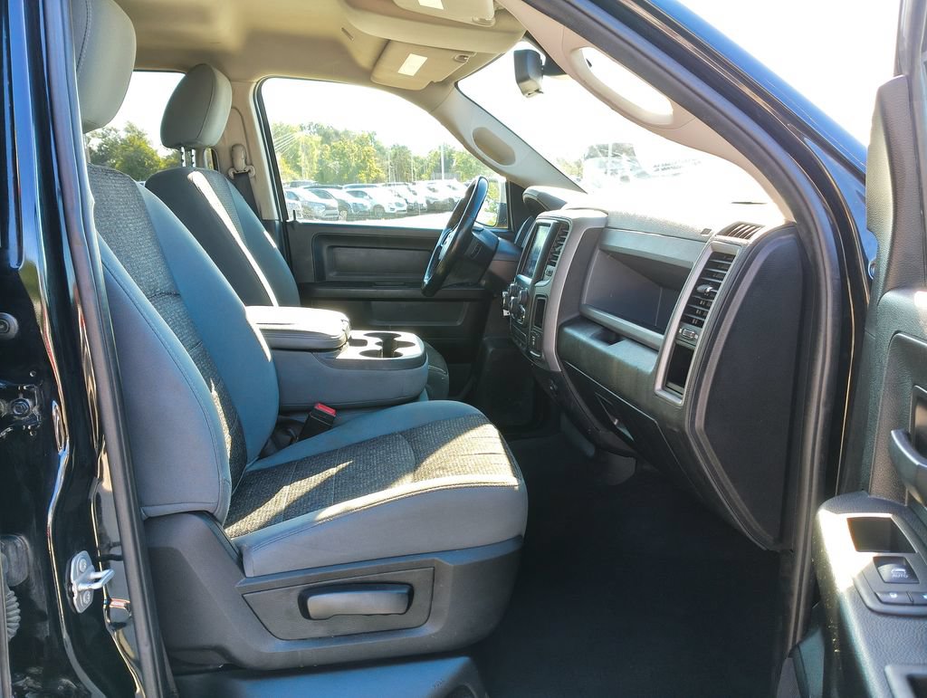 Used 2020 RAM 1500 Express w/ Wheel & Sound Group AWD/4WD image 10
