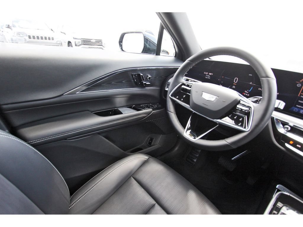 Used 2024 Cadillac Lyriq Sport RWD image 8