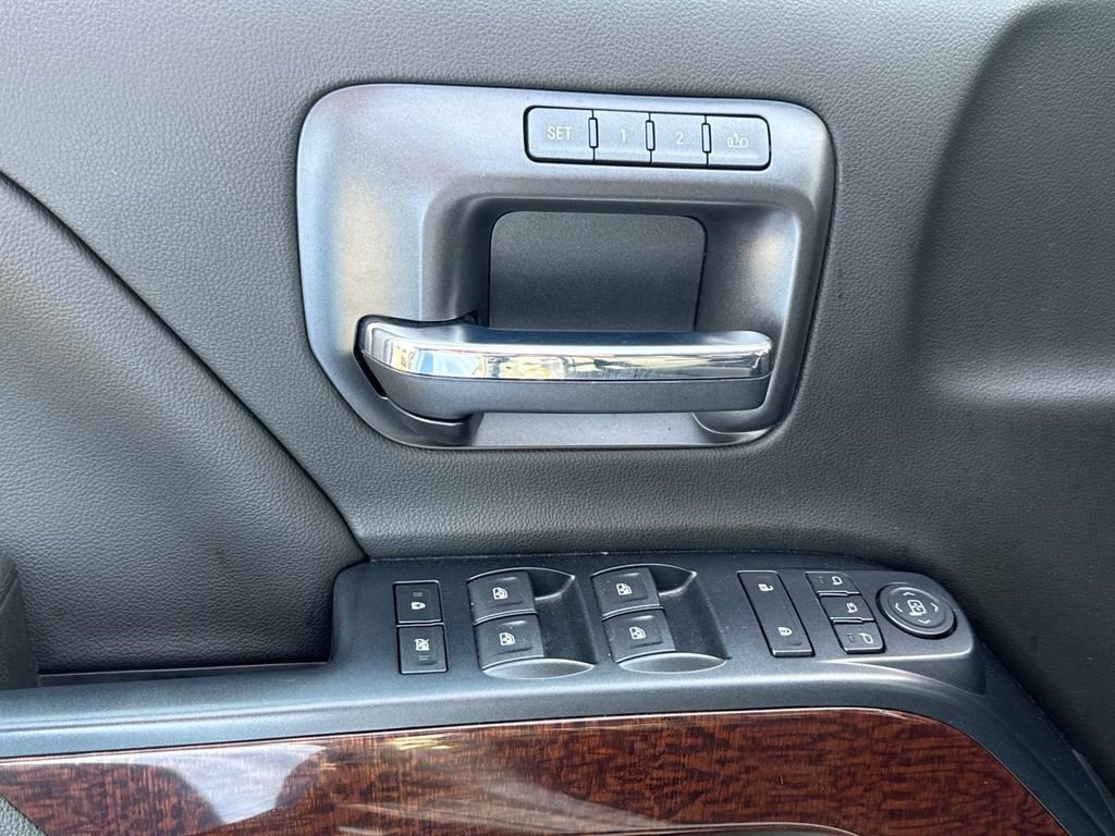 Used 2018 GMC Sierra 1500 SLT AWD/4WD image 26