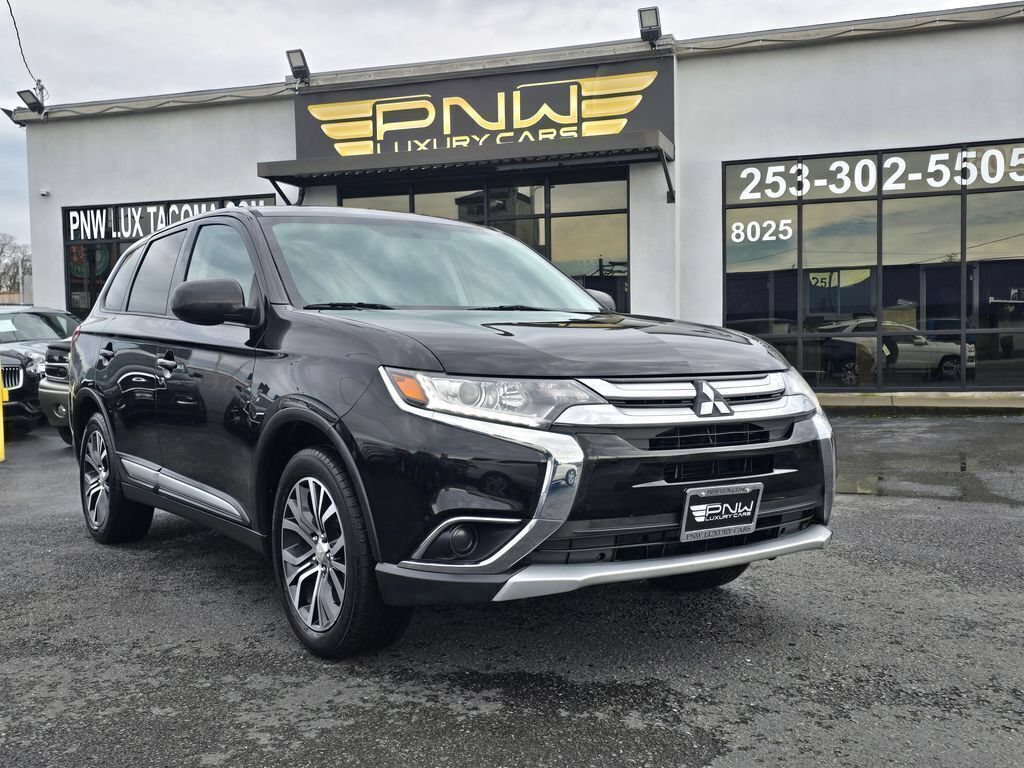Used 2018 Mitsubishi Outlander ES FWD image 4