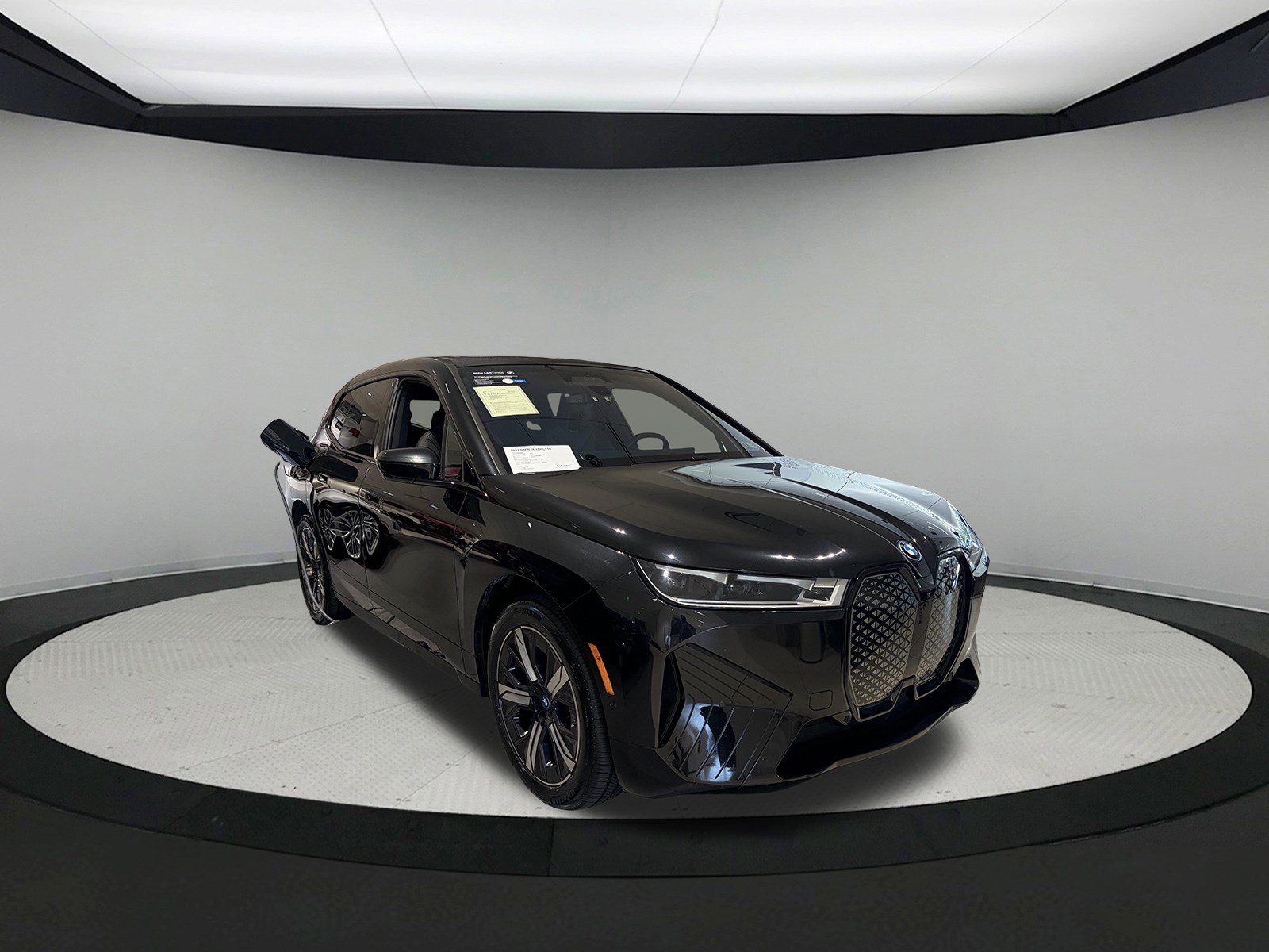 Certified 2024 BMW iX xDrive50 w/ Sport Package AWD/4WD image 3