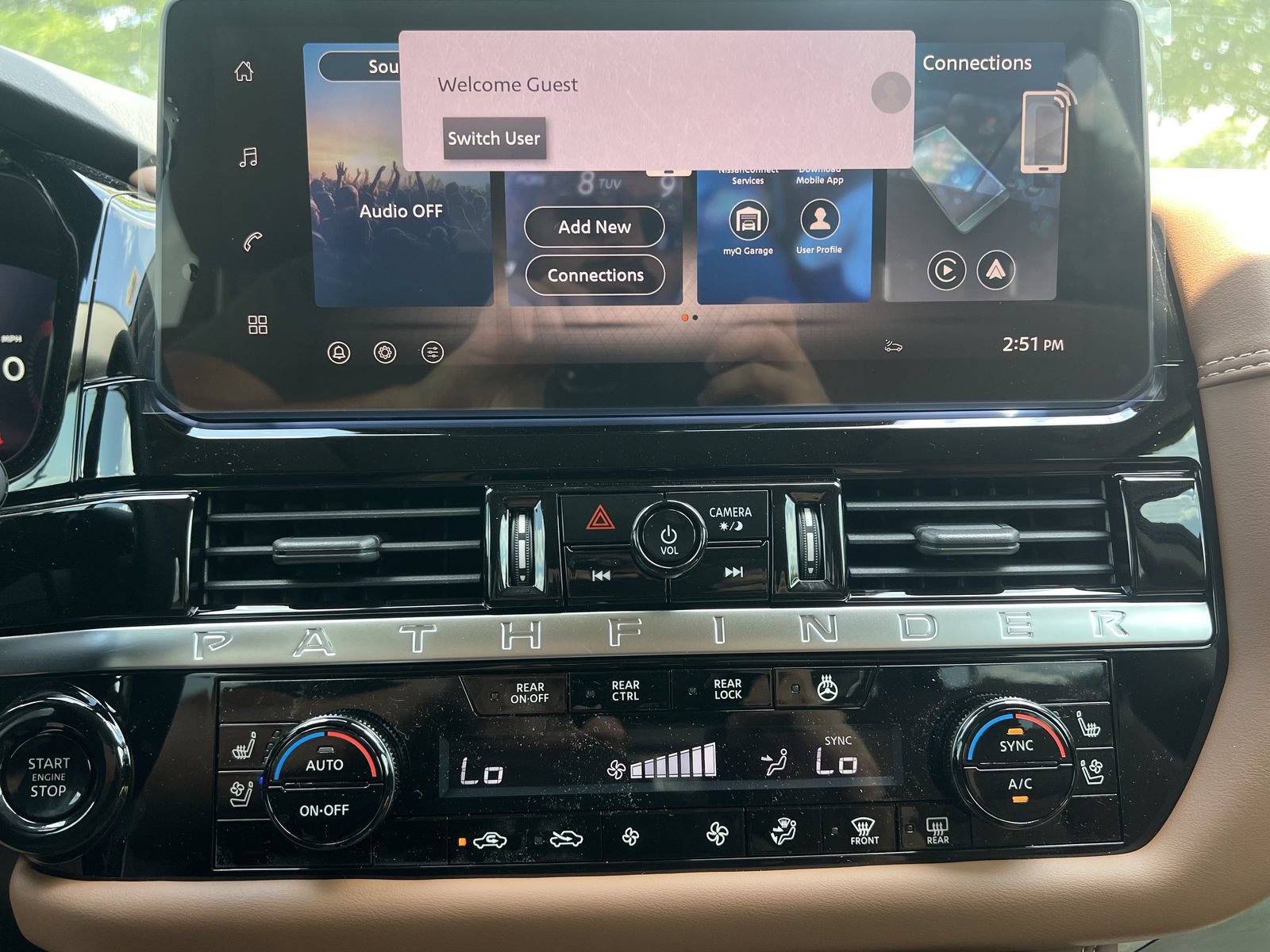 New 2026 Nissan Pathfinder Platinum AWD/4WD image 4