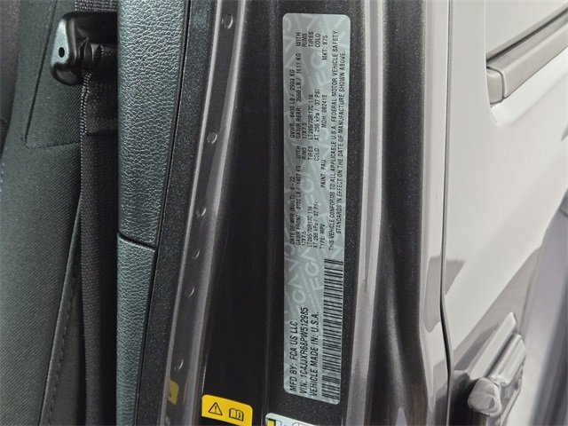 Used 2023 Jeep Wrangler Unlimited Rubicon 4xe image 28