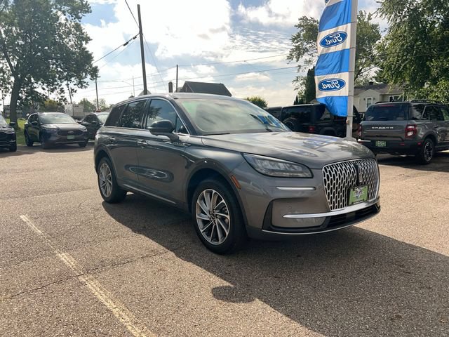 Used 2024 Lincoln Corsair AWD w/ Equipment Group 101A image 11