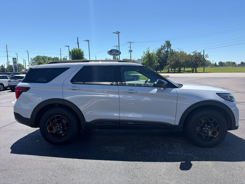 Used 2026 Ford Explorer Tremor w/ Tremor Convenience Package AWD/4WD image 5