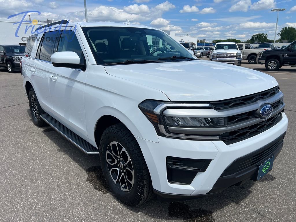Used 2022 Ford Expedition XLT AWD/4WD image 8