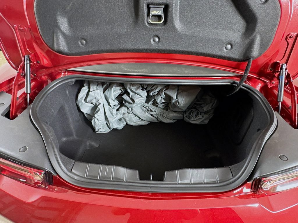 Used 2019 Chevrolet Camaro SS RWD image 22
