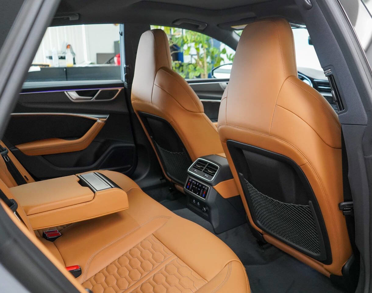 Used 2025 Audi RS 7 Performance AWD/4WD image 70