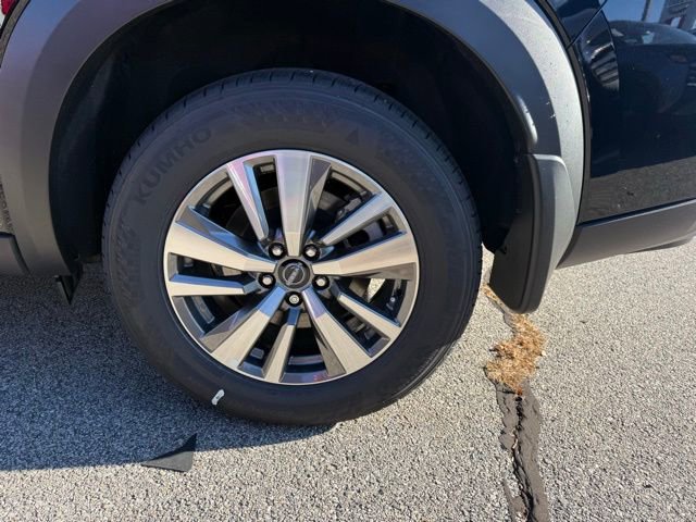 New 2025 Nissan Pathfinder SL image 13