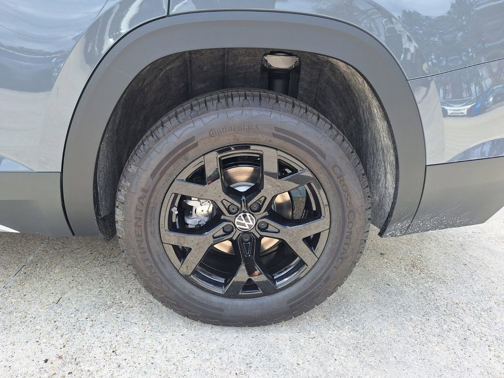 New 2026 Volkswagen Atlas Peak Edition image 26