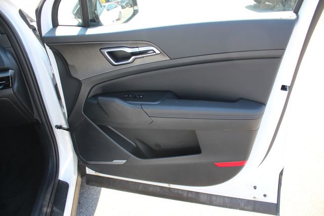 Used 2026 Kia Sportage X-Line w/ X-Line Premium Package image 32