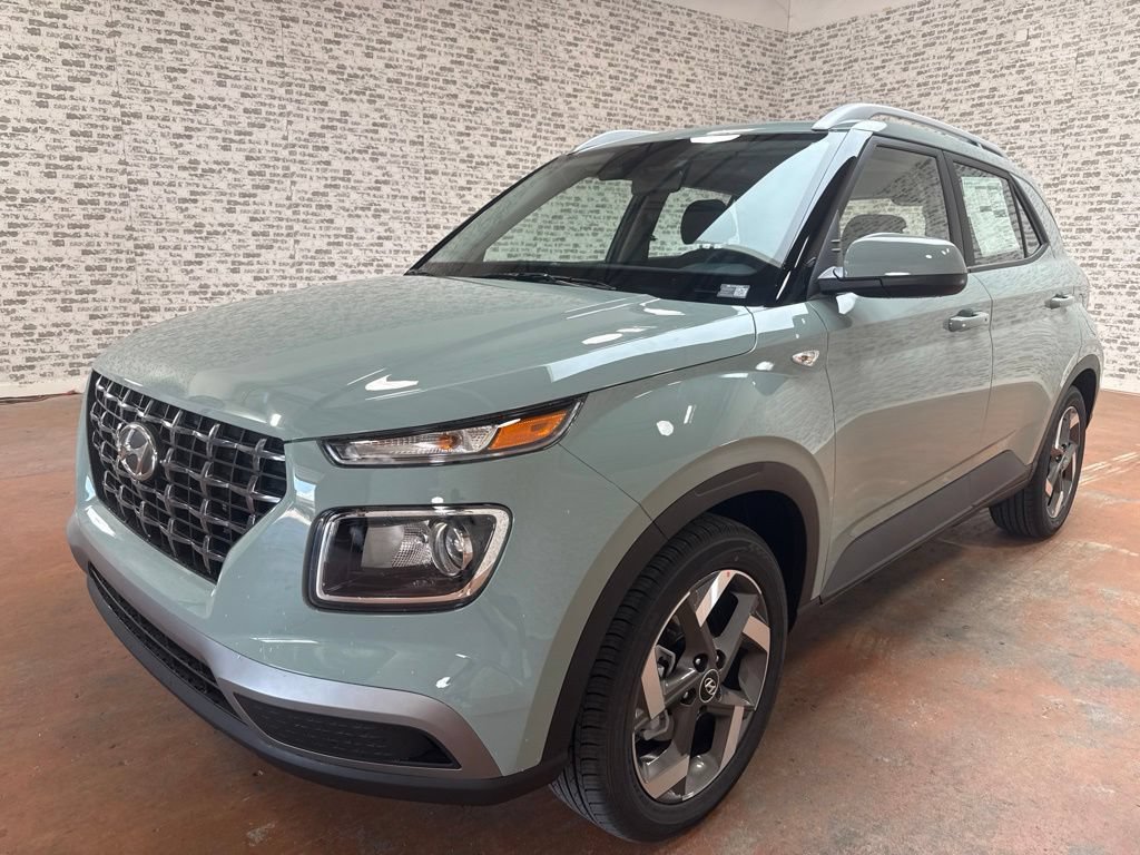 New 2026 Hyundai Venue SEL FWD image 3