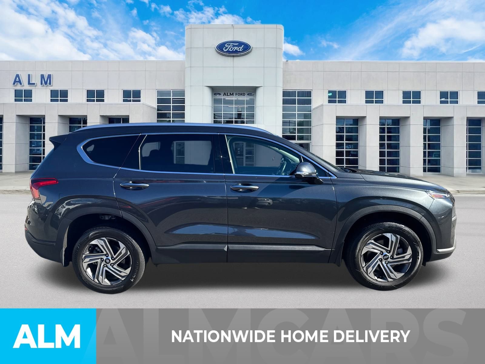 Used 2023 Hyundai Santa Fe SEL w/ Cargo Package image 5