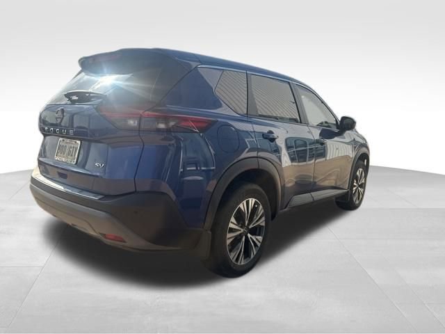 Used 2023 Nissan Rogue SV image 5
