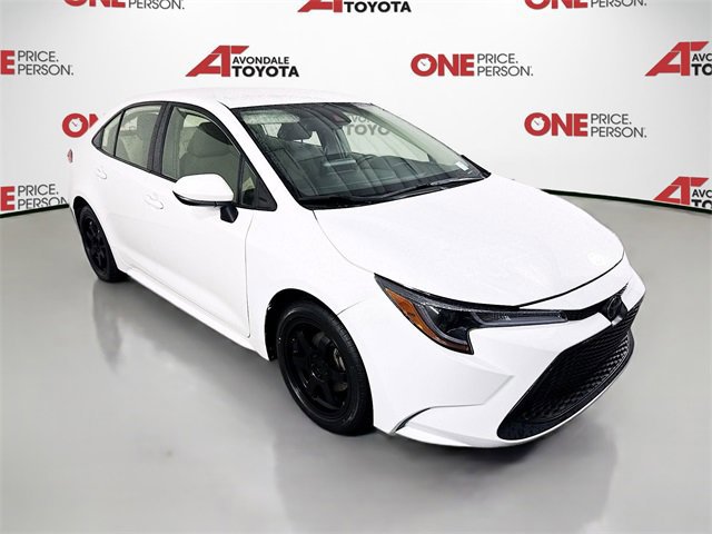 Certified 2022 Toyota Corolla LE image 1