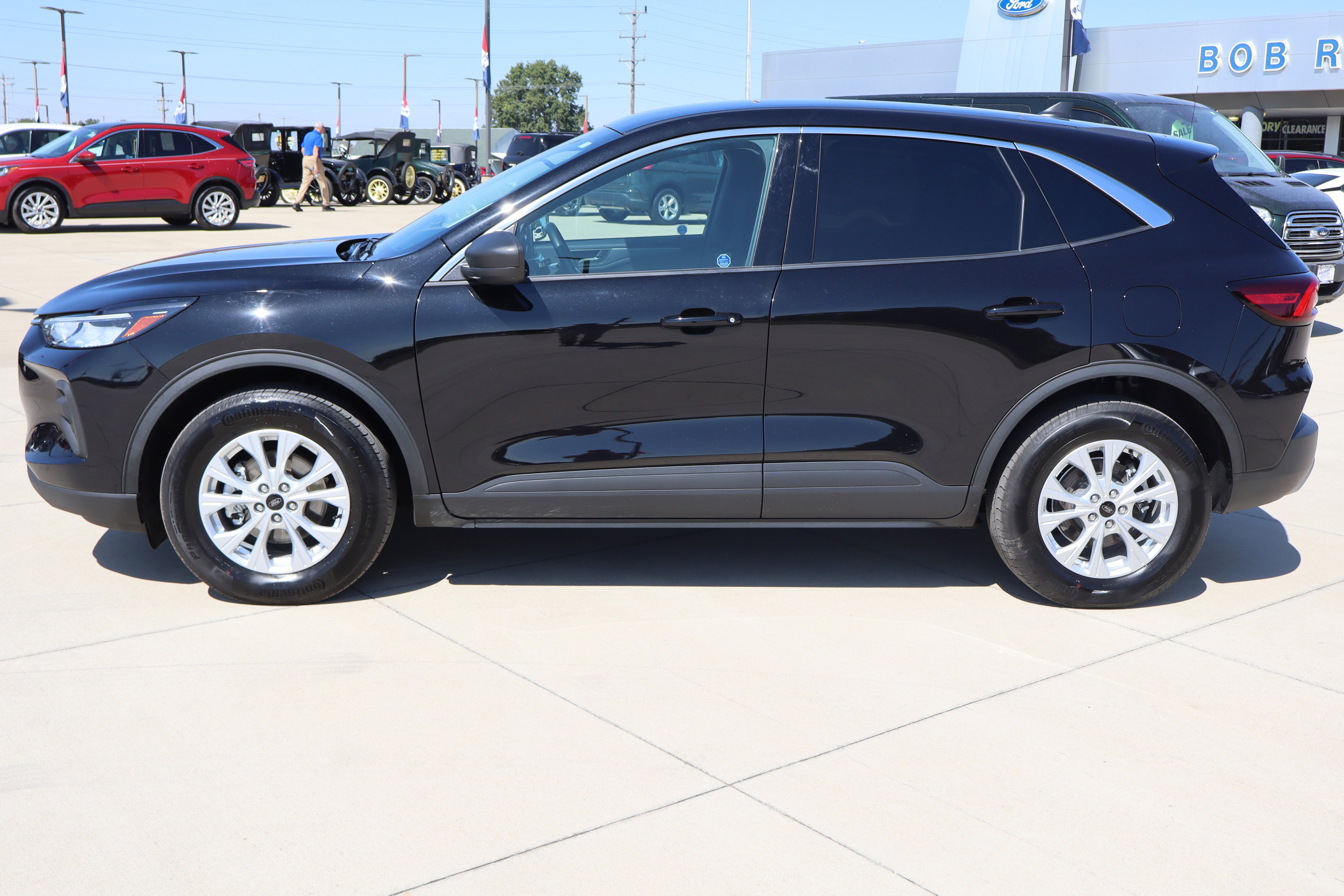 Used 2023 Ford Escape Active image 9