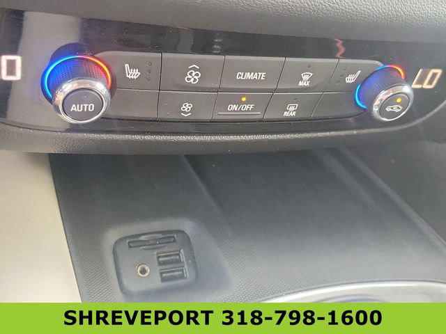 Certified 2020 Buick Enclave Essence w/ Sound and Sites Package FWD image 35