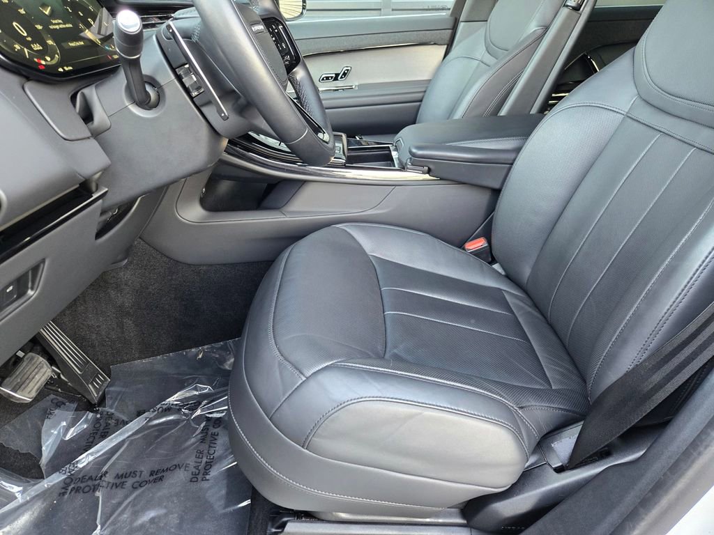 Used 2024 Land Rover Range Rover Sport Dynamic SE image 25