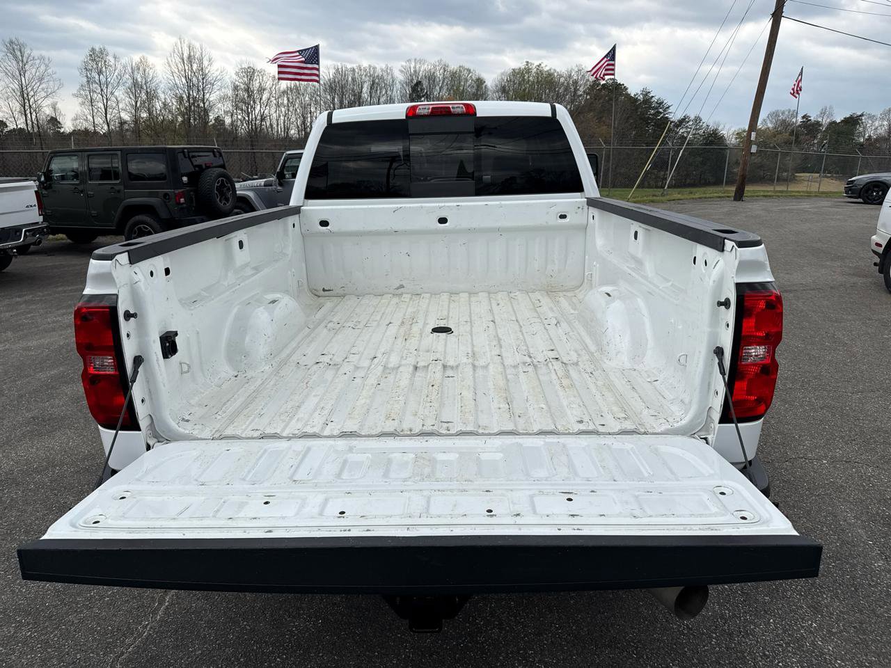 Used 2019 Chevrolet Silverado 2500 LTZ w/ Duramax Plus Package AWD/4WD image 24