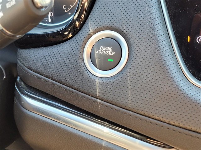 Used 2025 Cadillac XT5 Premium Luxury image 35