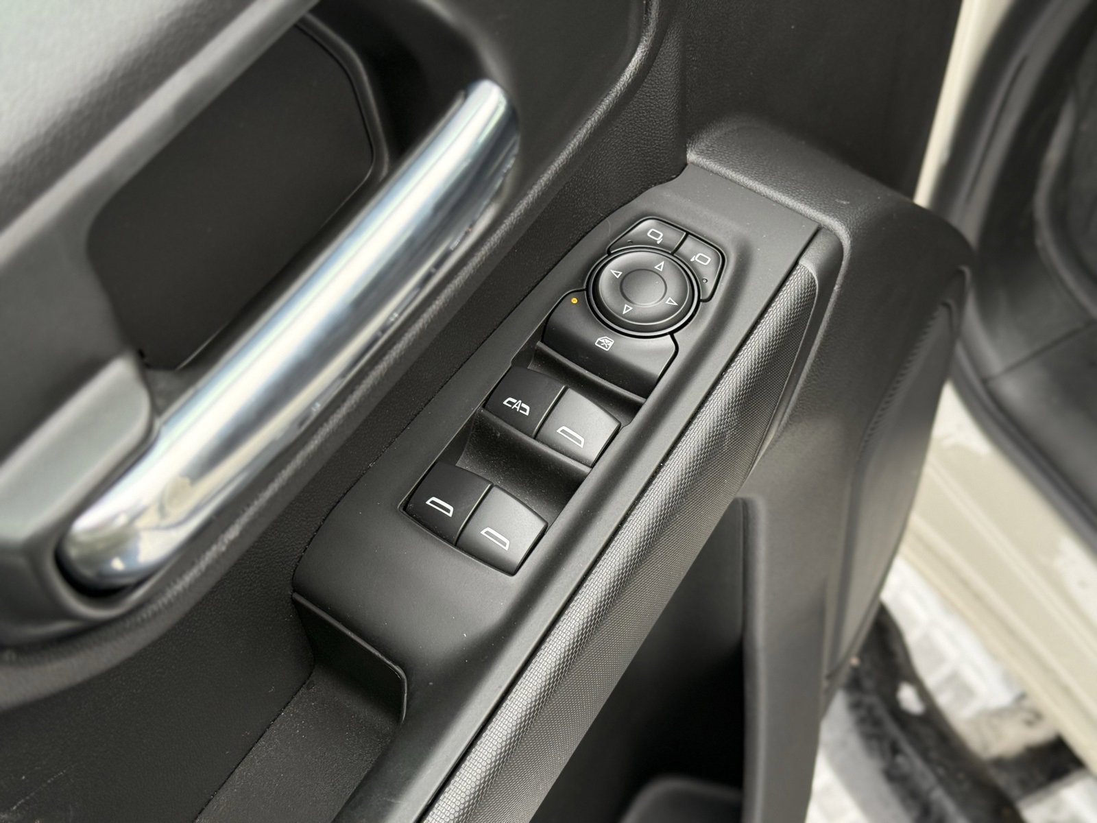 New 2026 Chevrolet Silverado 1500 Custom w/ Turbomax Blackout Package image 16