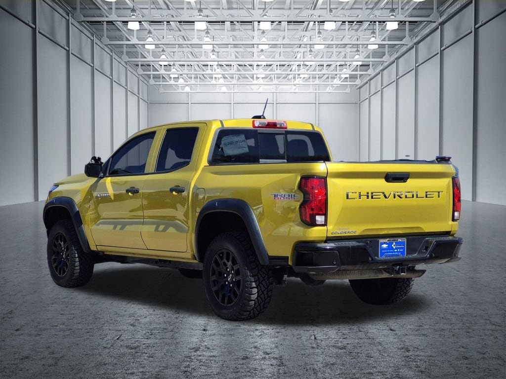Certified 2024 Chevrolet Colorado Trail Boss w/ Advanced Trailering Package AWD/4WD image 4