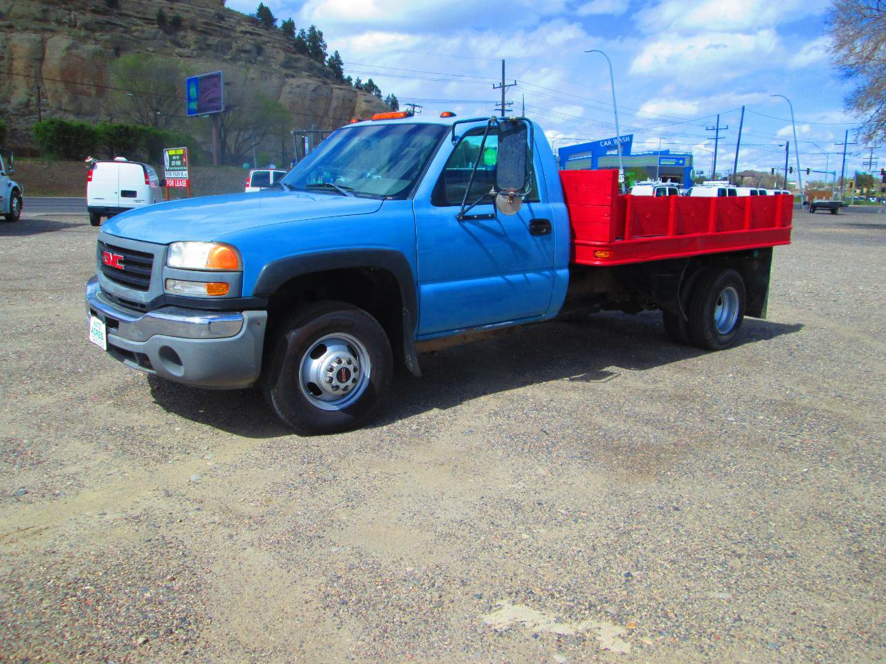 Used 2004 GMC Sierra 3500 W/T w/ Heavy-Duty Power Package RWD image 4