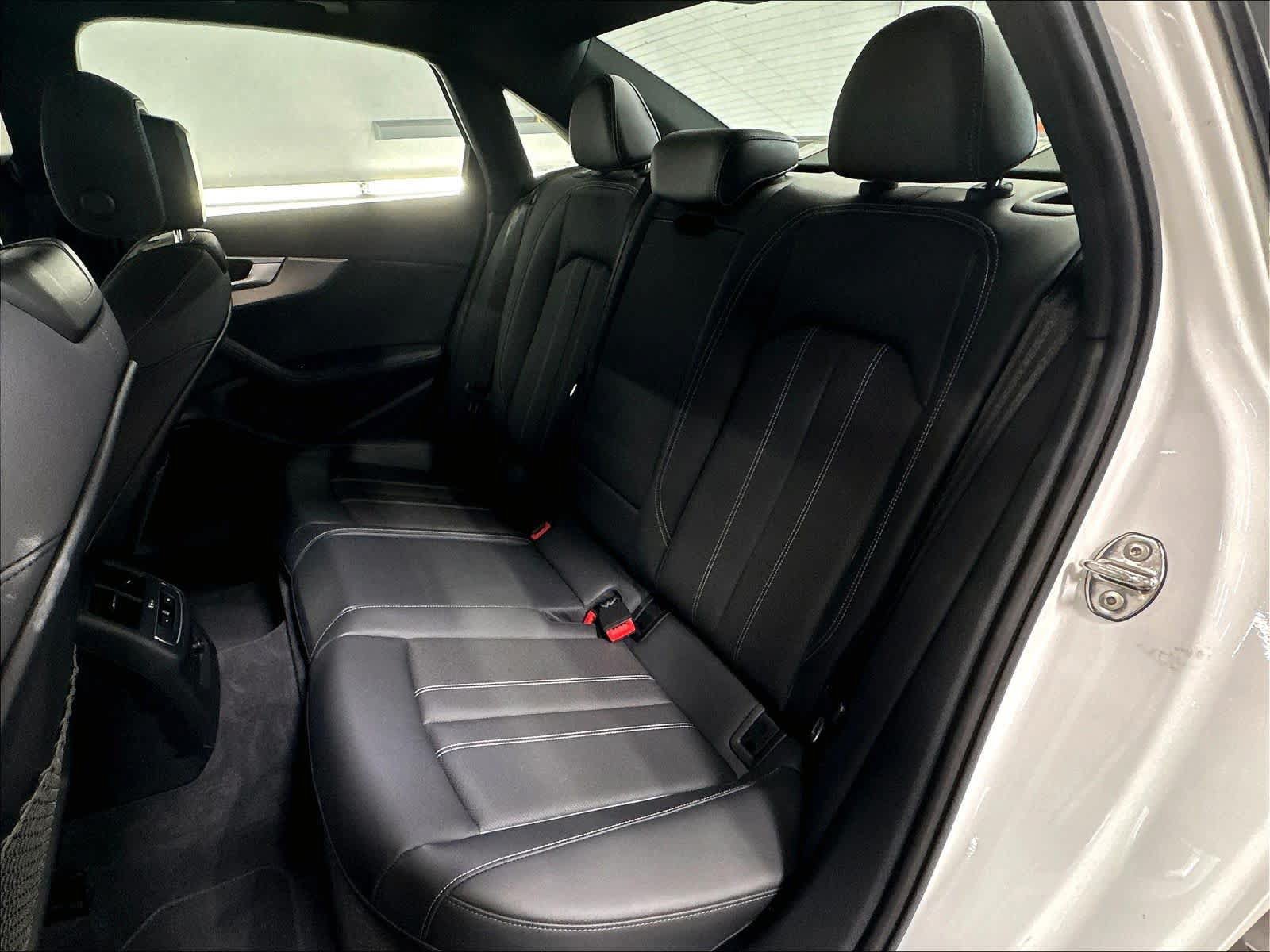 Used 2022 Audi A4 2.0T Premium Plus AWD/4WD image 27