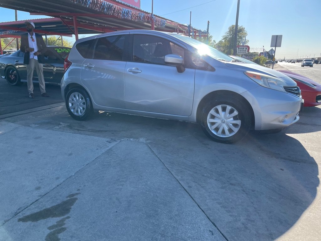 Used 2016 Nissan Versa Note SV FWD image 7
