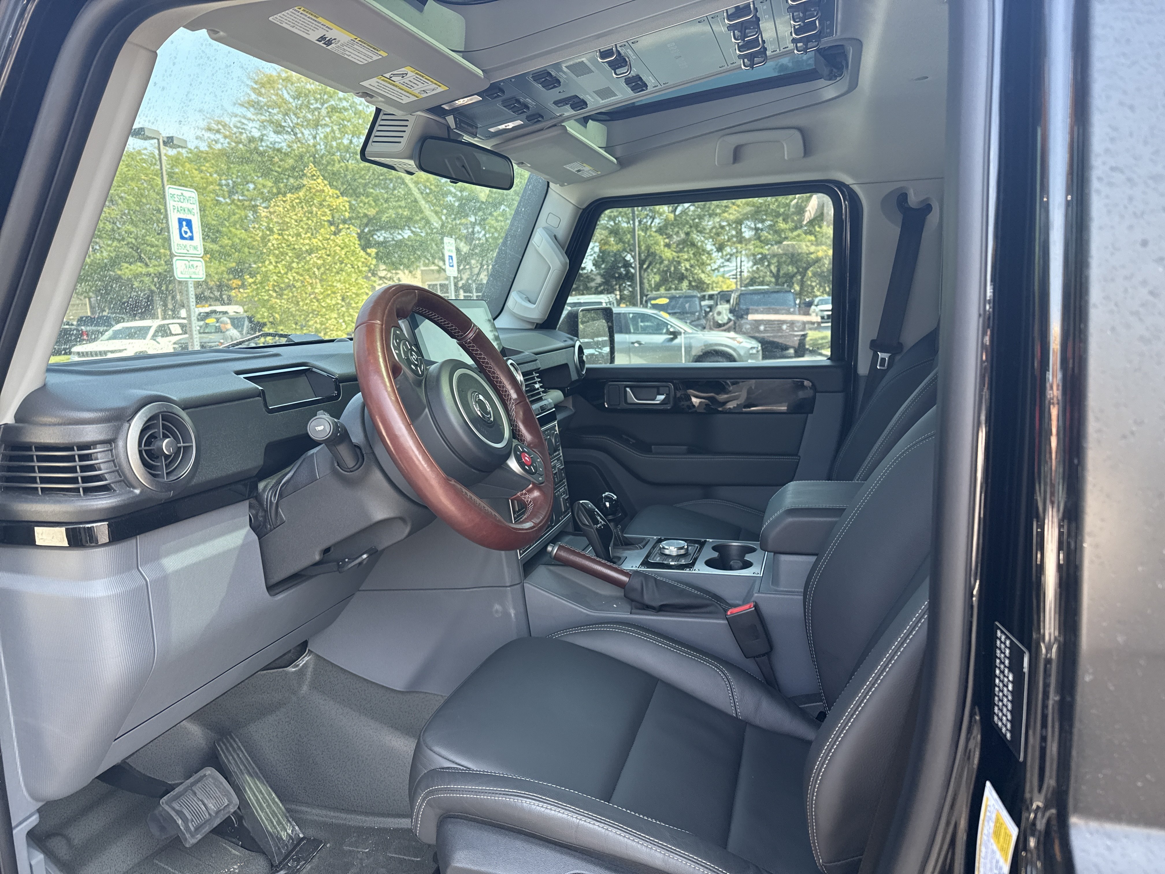 Used 2025 INEOS Grenadier Quartermaster AWD/4WD image 5