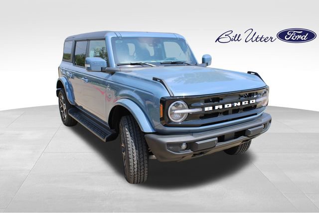 New 2025 Ford Bronco Outer Banks image 2