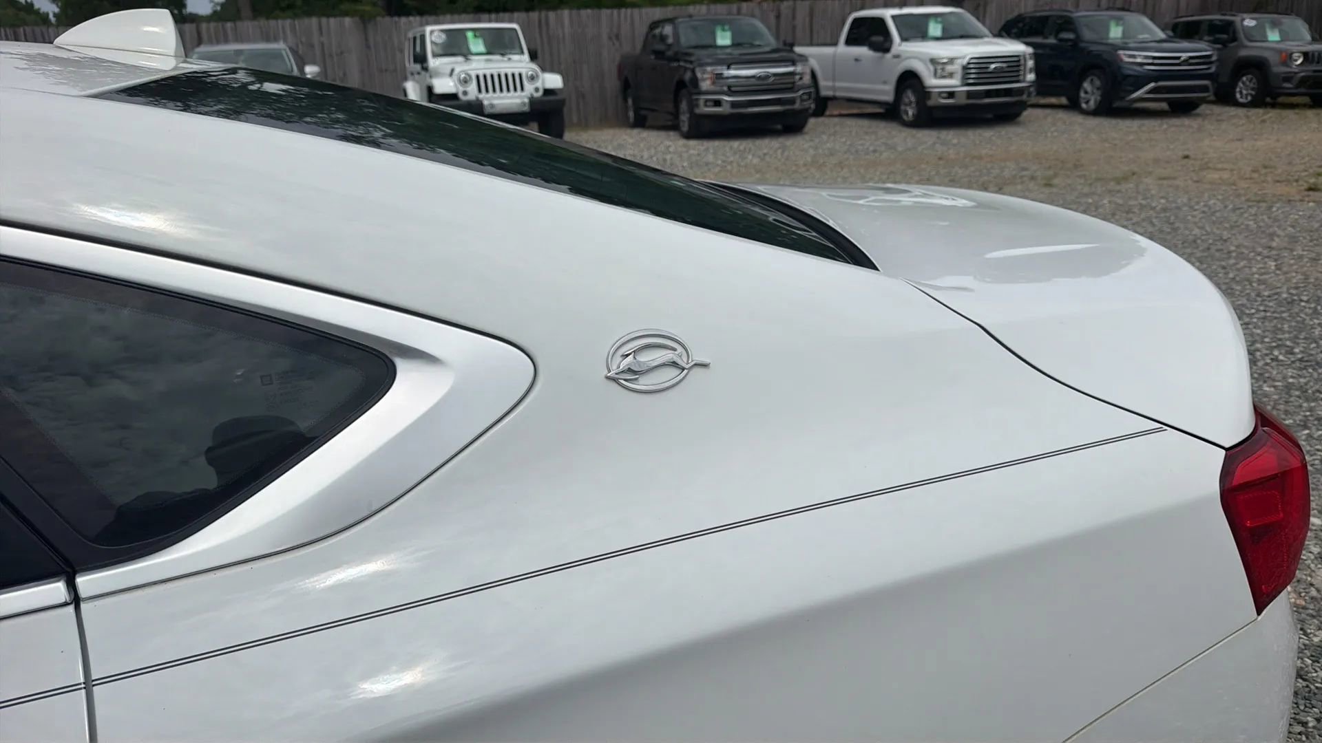 Used 2014 Chevrolet Impala LT w/ Premium Seating Package FWD image 27