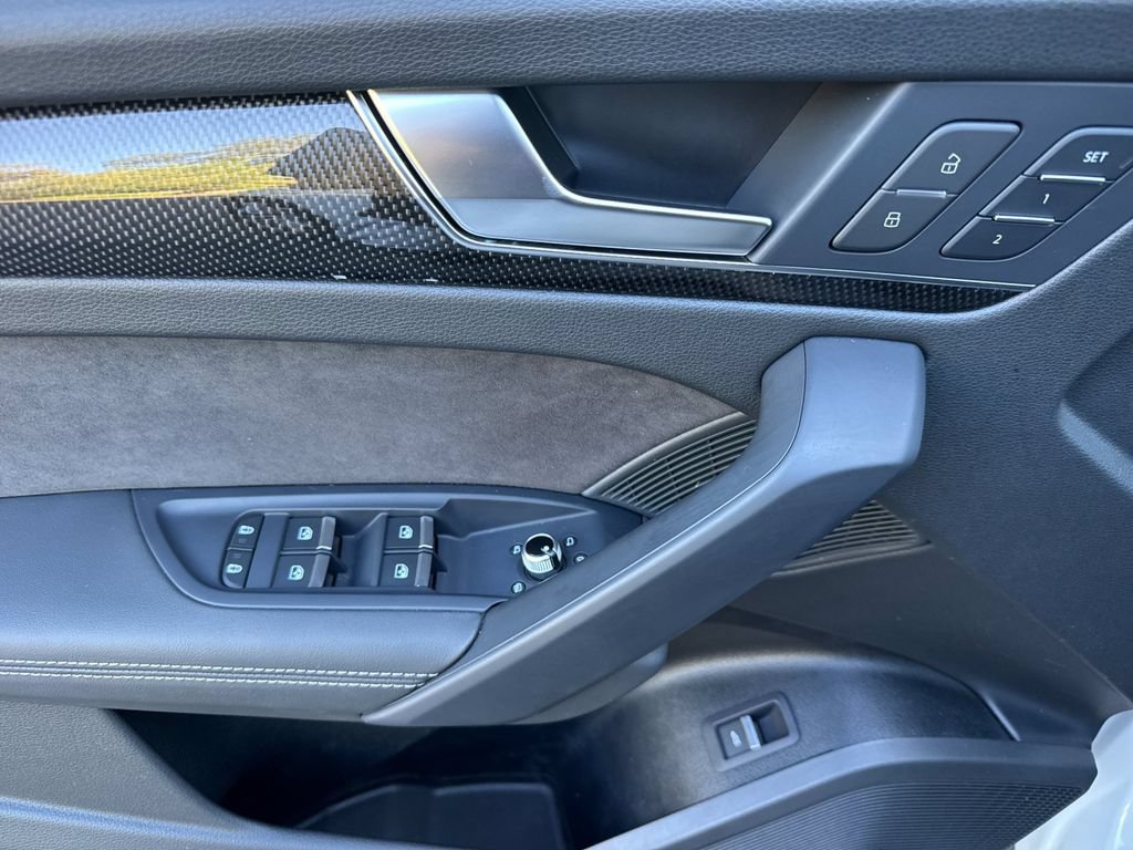 Certified 2024 Audi SQ5 Prestige AWD/4WD image 12