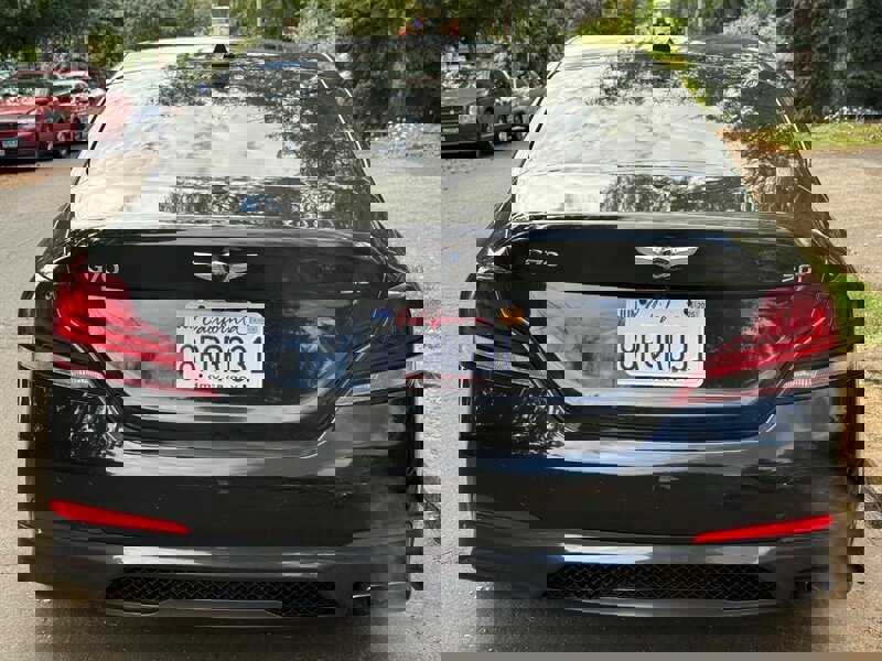 Used 2019 Genesis G70 2.0T Advanced w/ Sport Package image 5