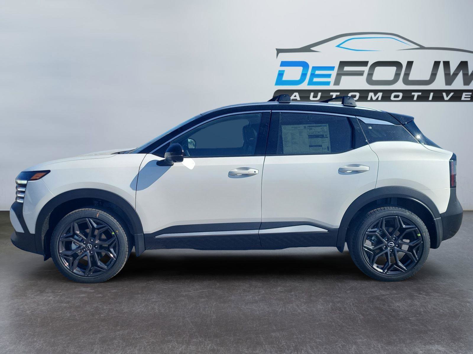 New 2026 Nissan Kicks SR w/ SR Premium Package AWD/4WD image 6