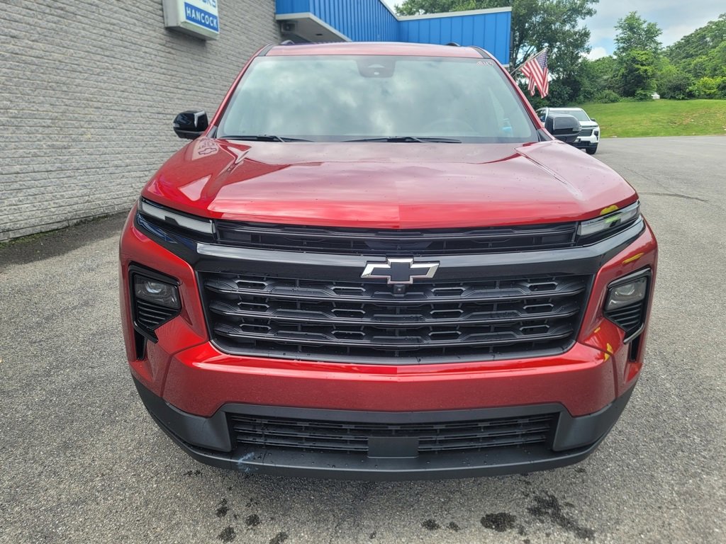 New 2025 Chevrolet Traverse LT w/ Midnight/Sport Edition image 4