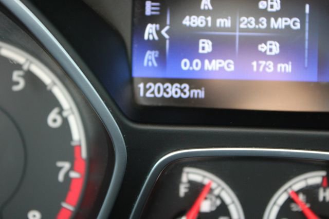 Used 2016 Ford Focus ST FWD image 19