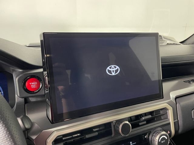 Used 2024 Toyota Tacoma TRD Sport AWD/4WD image 7