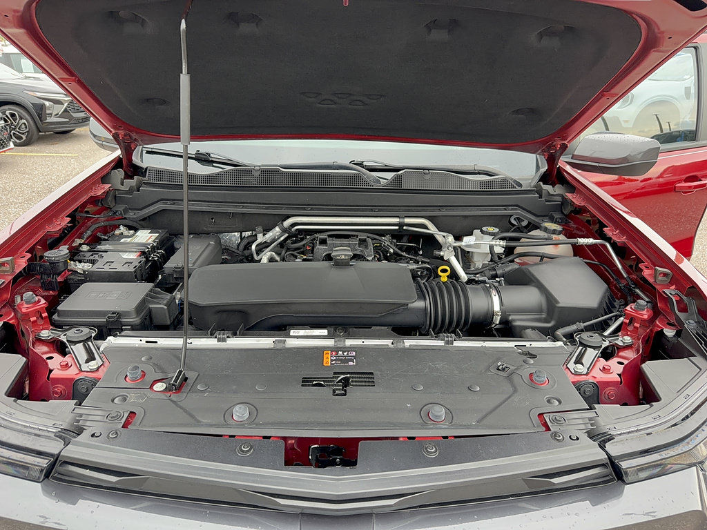 Used 2024 Chevrolet Colorado LT RWD image 33