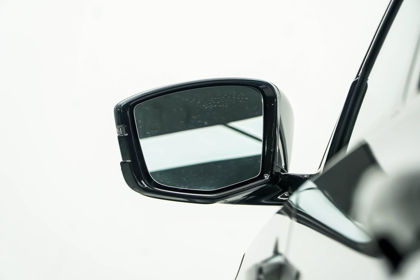 Used 2023 Acura MDX SH-AWD image 15