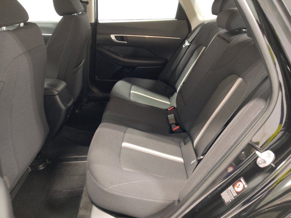 Used 2023 Hyundai Sonata SEL w/ Winter Weather Package FWD image 18