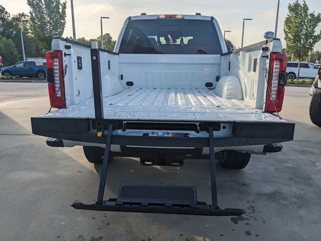 New 2025 Ford F250 Lariat w/ Lariat Ultimate Package image 12