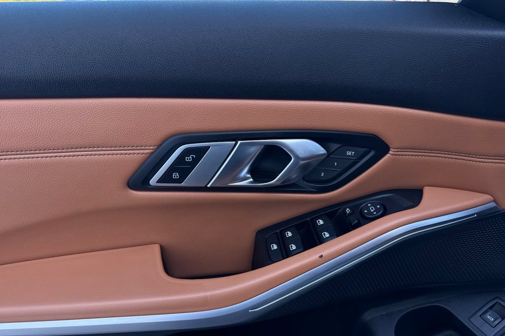 Used 2020 BMW M340i xDrive AWD/4WD image 10