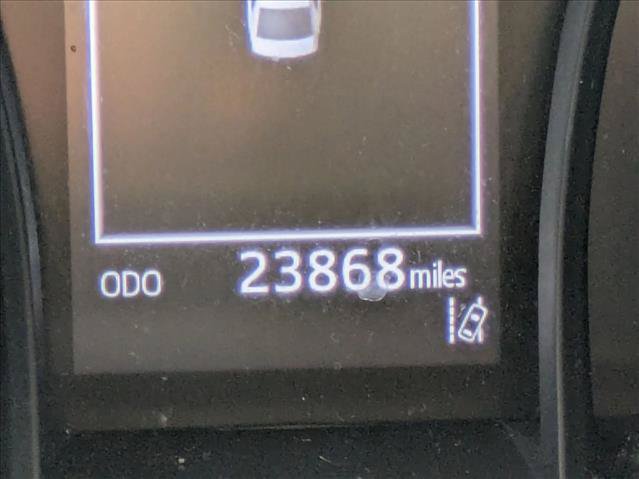 Used 2021 Toyota Camry LE FWD image 11