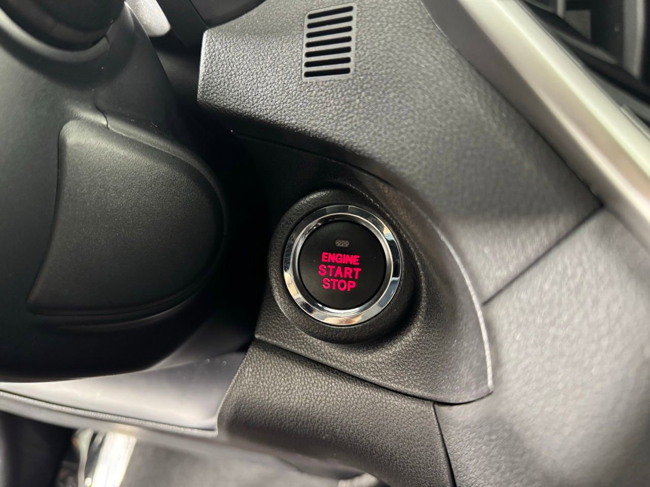 Used 2023 Subaru Ascent Limited w/ Technology Package image 22