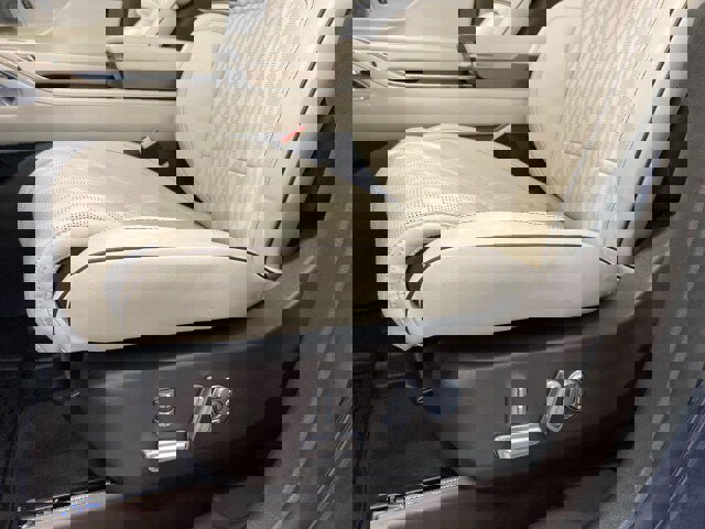 Used 2024 Lincoln Nautilus Black Label w/ Jet Appearance Package (87T) image 16