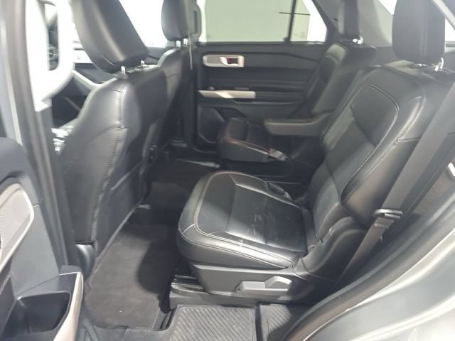 Used 2024 Ford Explorer Limited AWD/4WD image 11