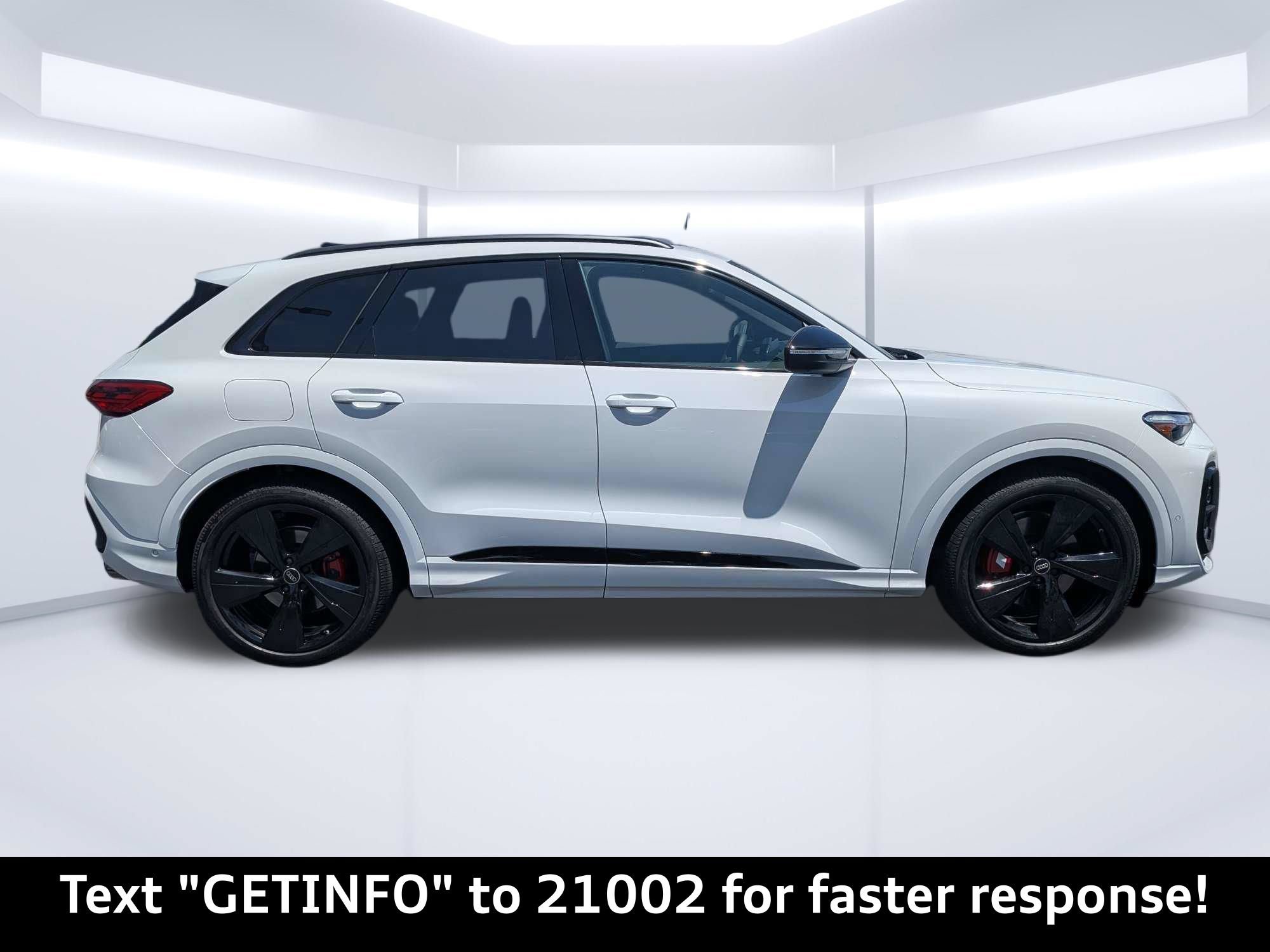 New 2026 Audi SQ5 Premium Plus AWD/4WD image 2