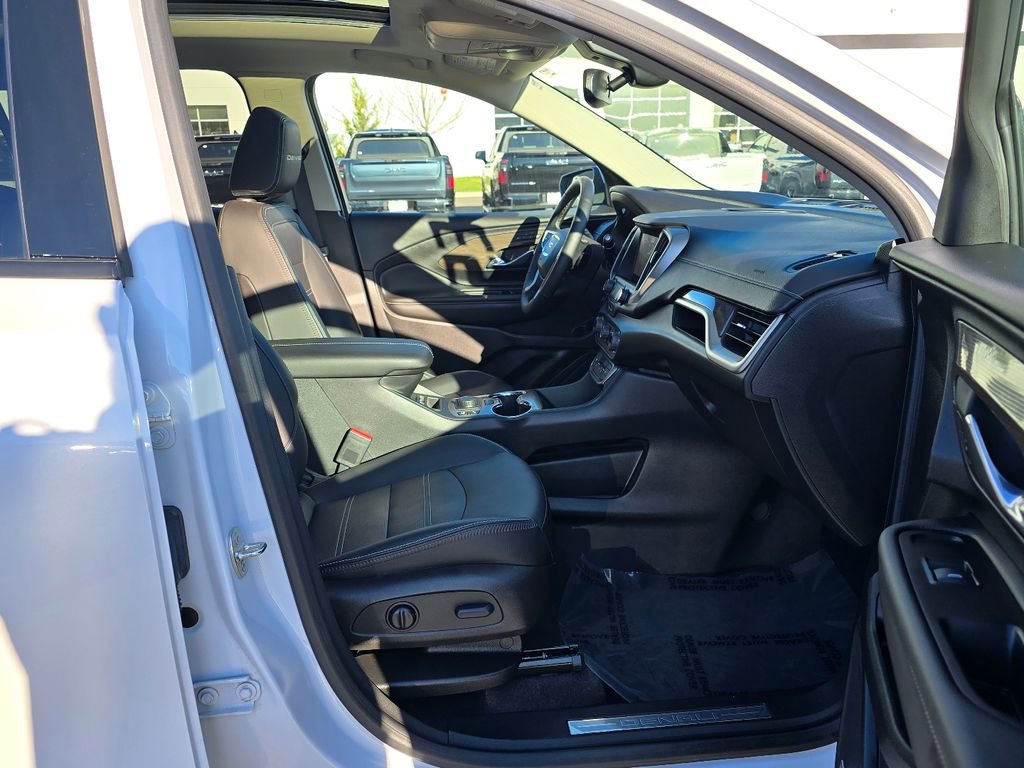 Certified 2023 GMC Terrain Denali w/ Denali Premium Package image 36